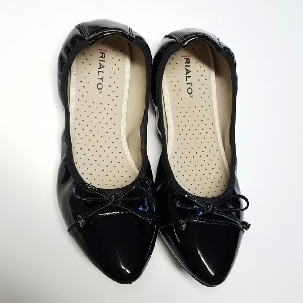Rialto Black Pointy Flats